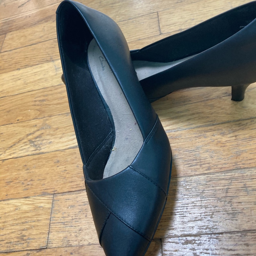 Clark’s heels! Size wide! Worn once!